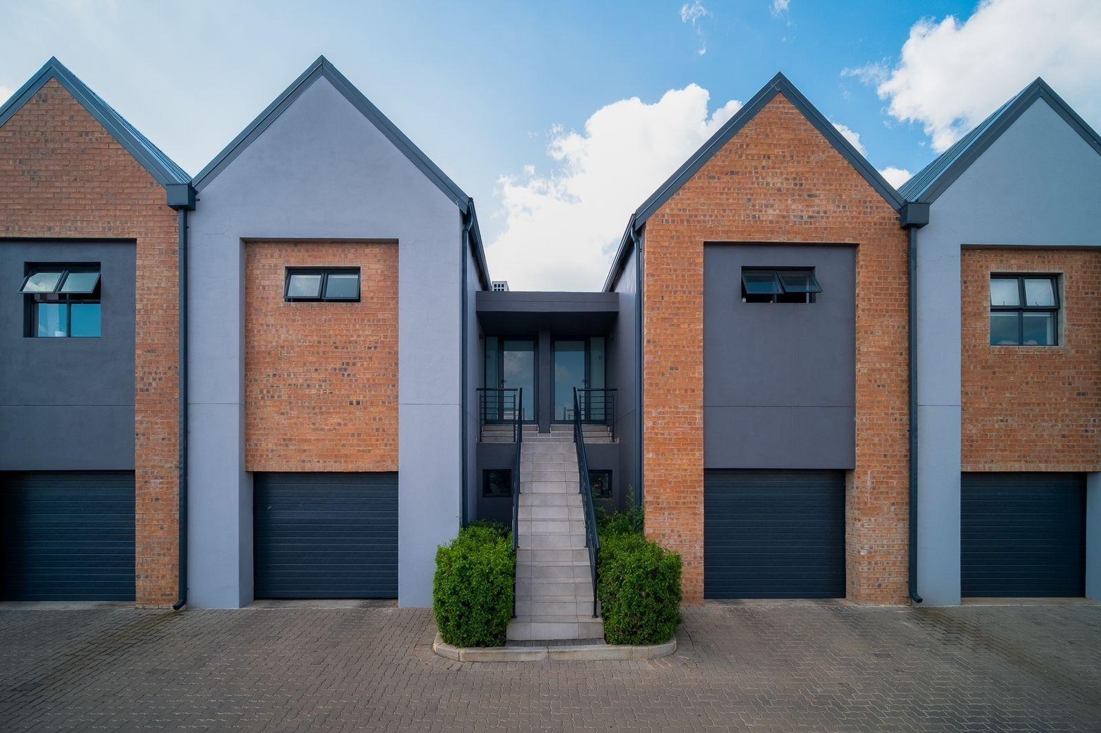 2 Bedroom House in Bronberg