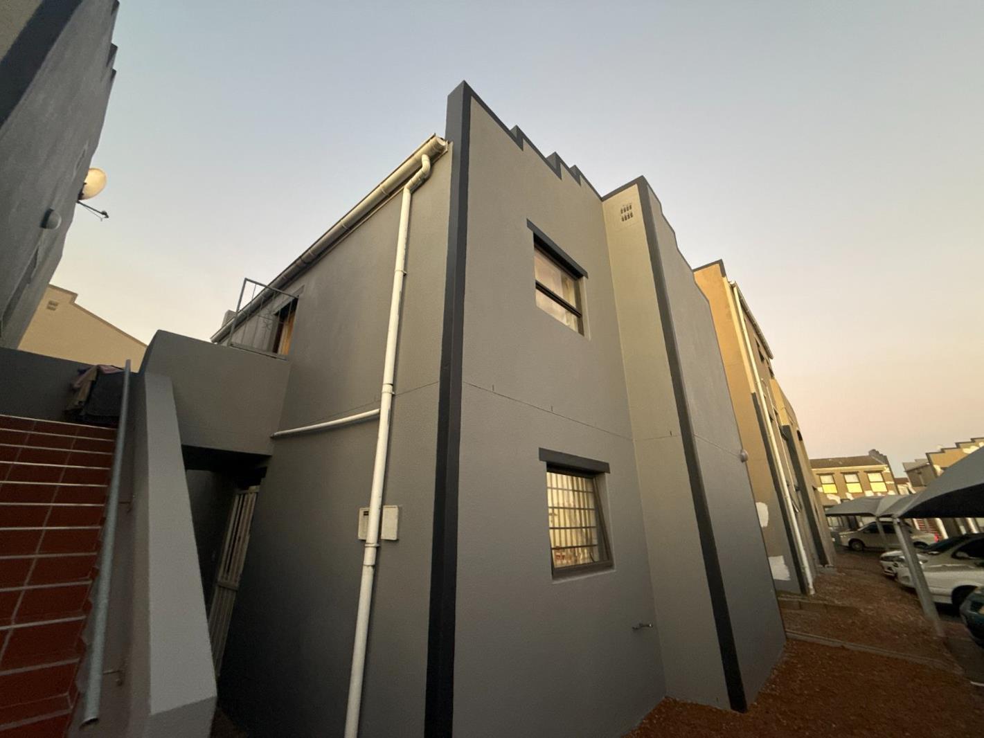 2 Bedroom Apartment in Parow North