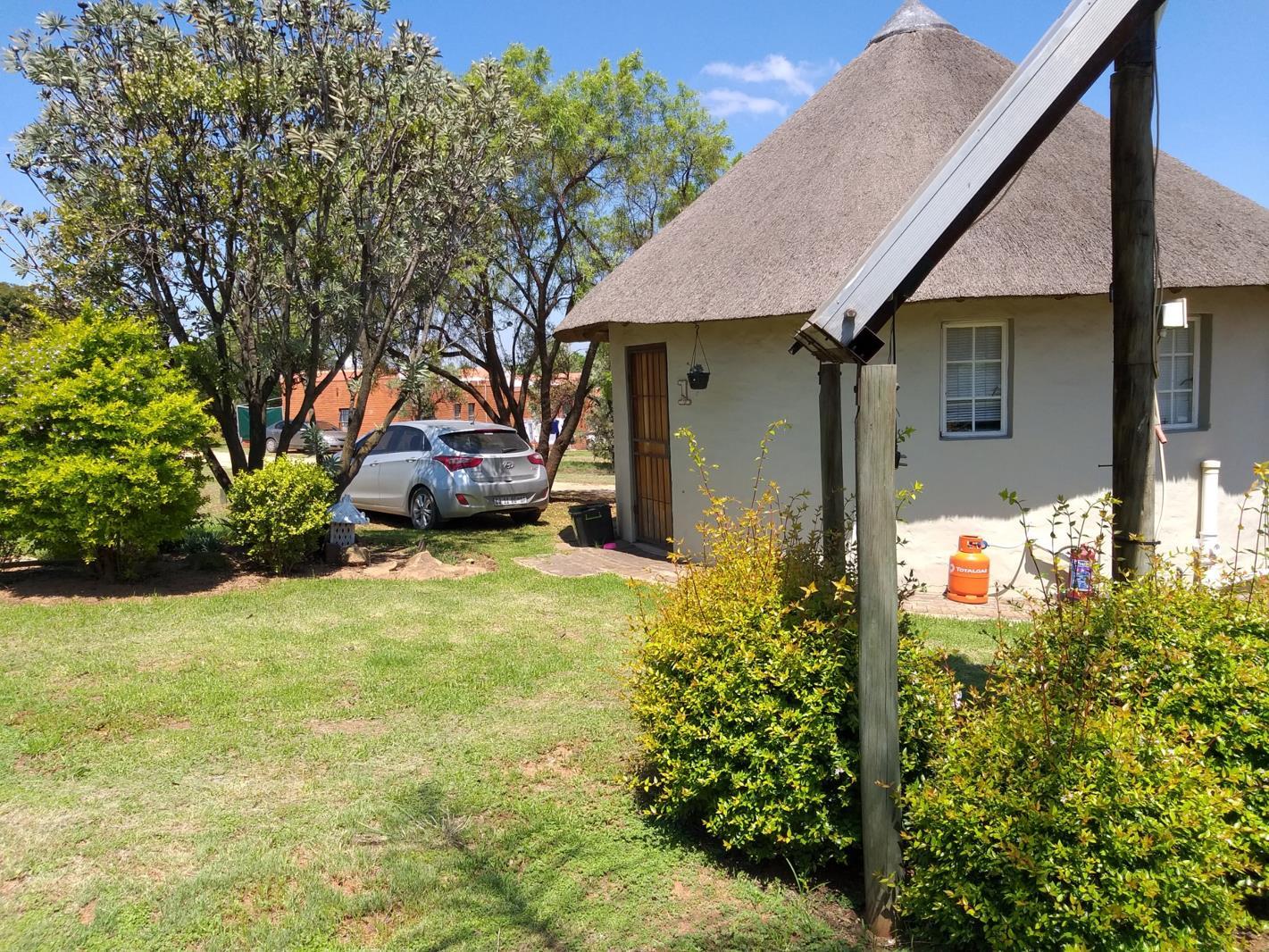 1 Bedroom Garden Cottage in North Riding