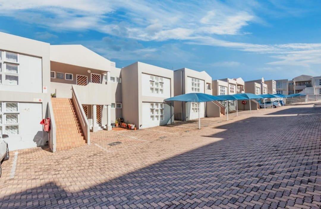 2 Bedroom Apartment in Oakdene