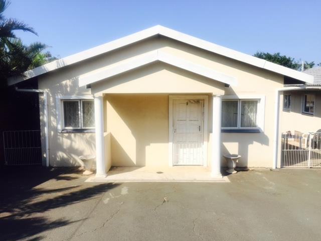 2 Bedroom Garden Cottage in Bluff