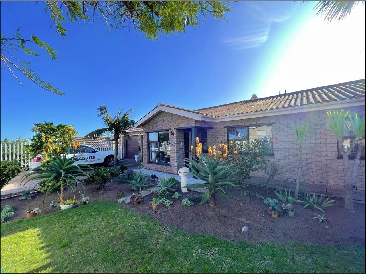 3 Bedroom House in Vredenburg