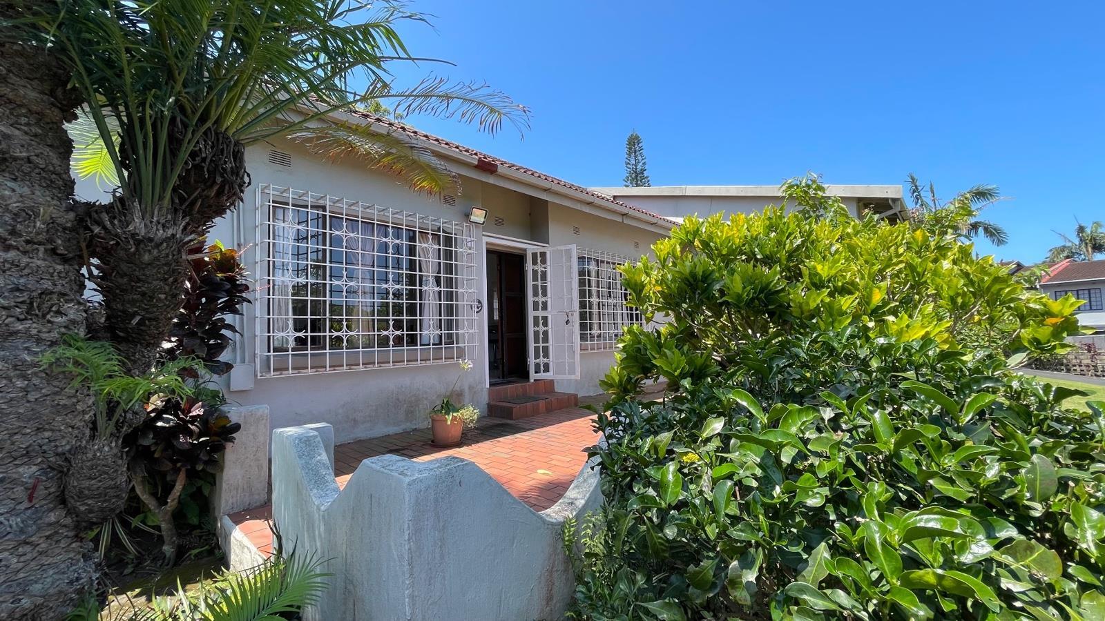 3 Bedroom Townhouse in Uvongo