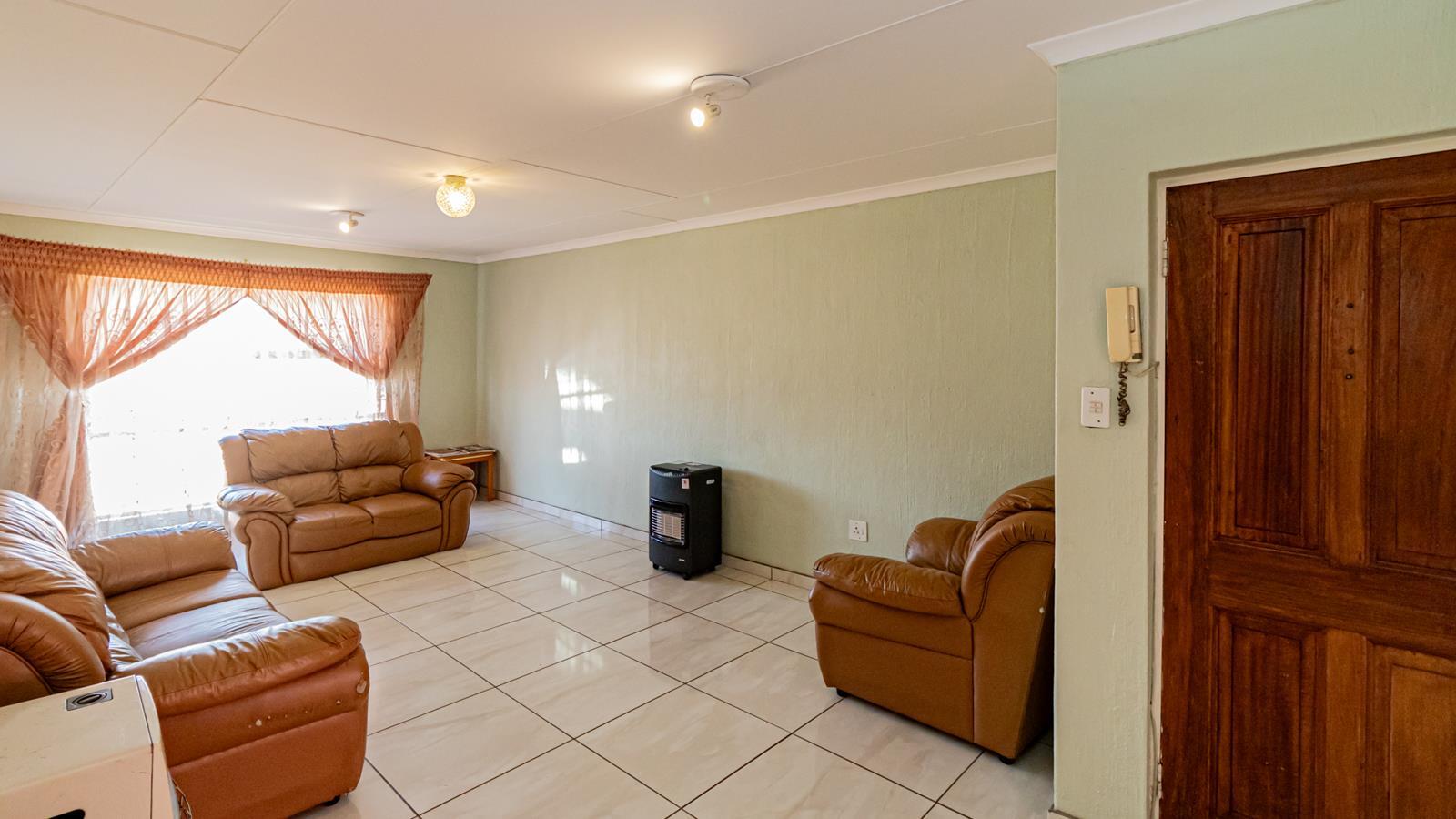 2 Bedroom Apartment in Discovery