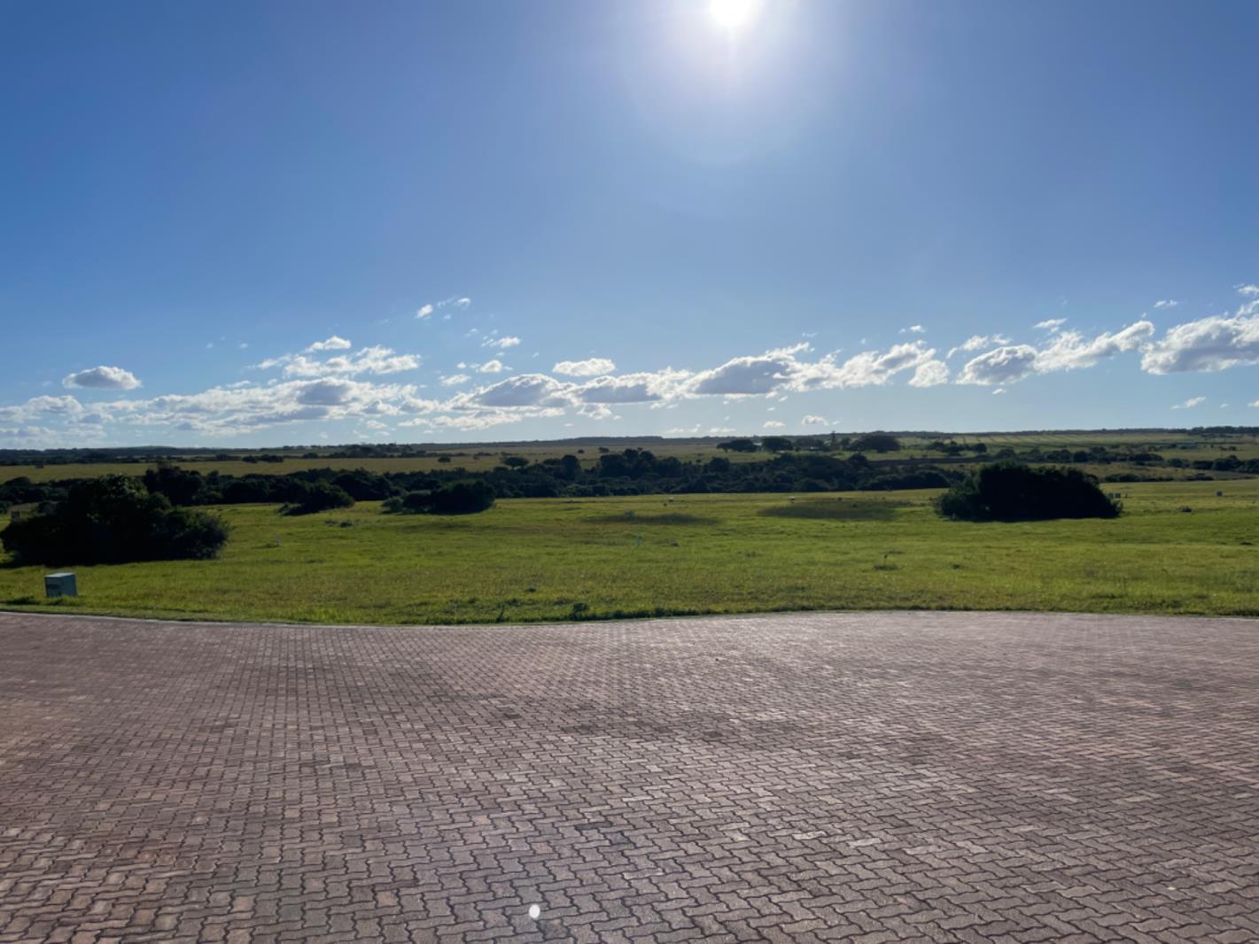 725 m² Land available in Kenton-on-Sea