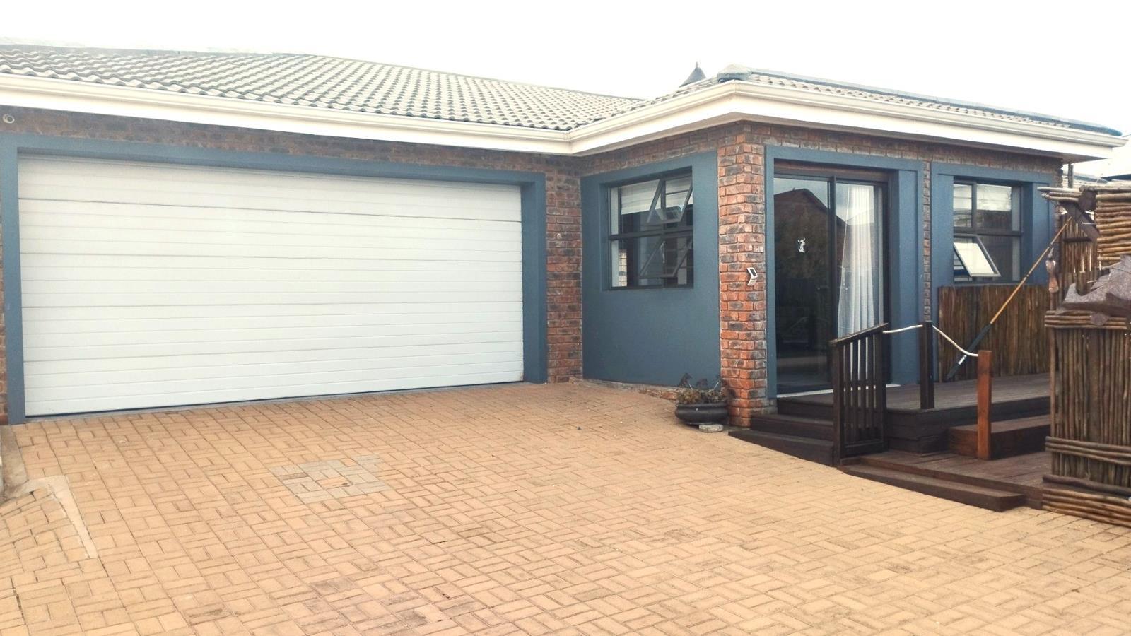 3 Bedroom House in Stilbaai Wes
