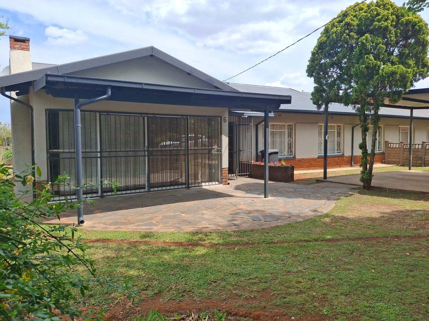 3 Bedroom House in Valhalla