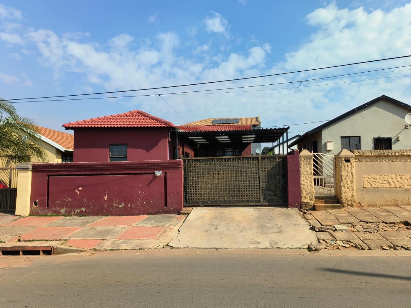 3 Bedroom House in Dobsonville