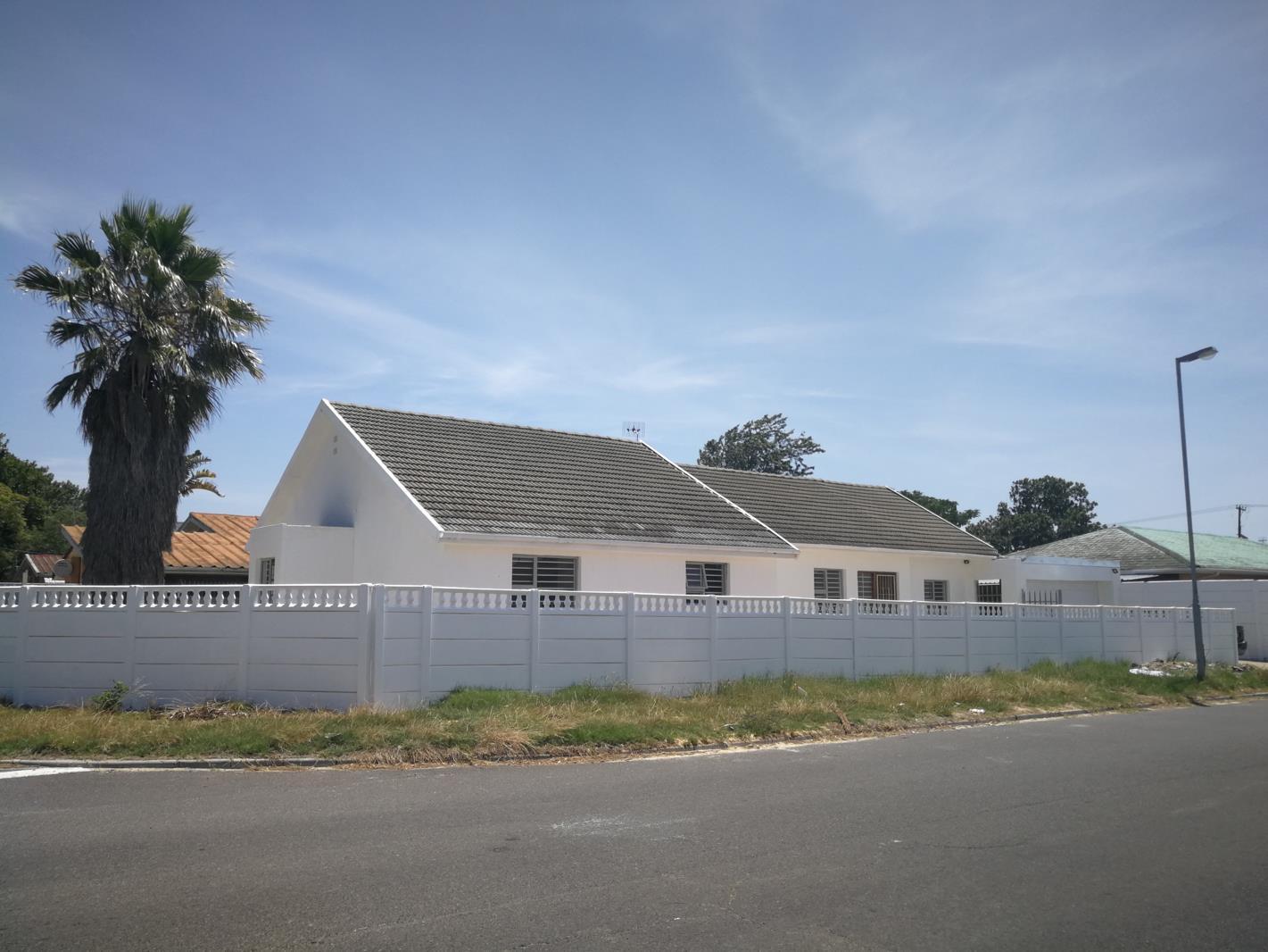 2 Bedroom Townhouse in Peerless Park