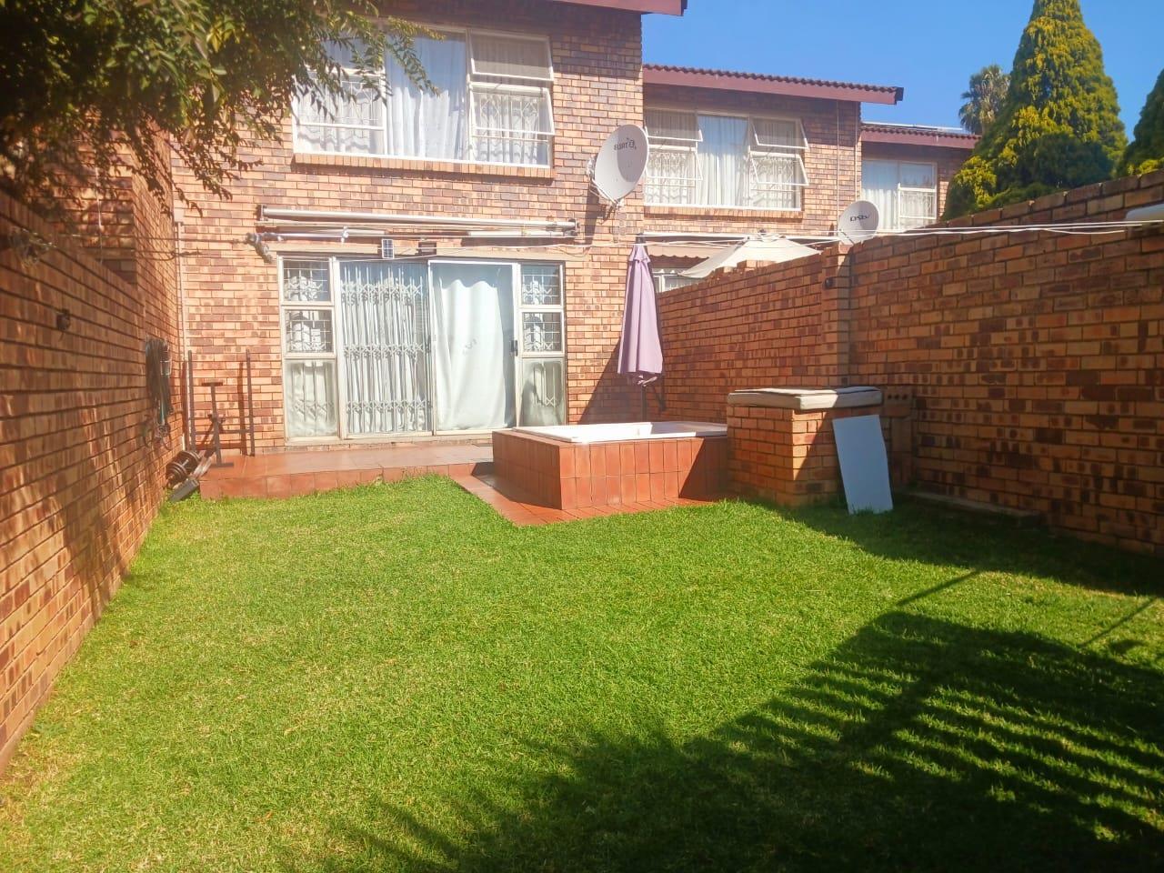 2 Bedroom Townhouse in Blackheath