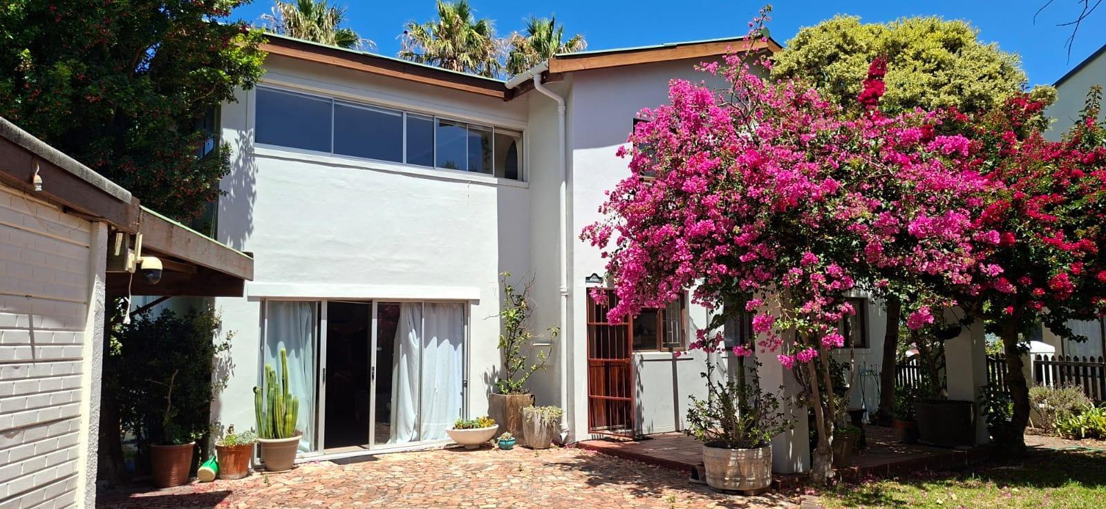 4 Bedroom House in Kleinmond