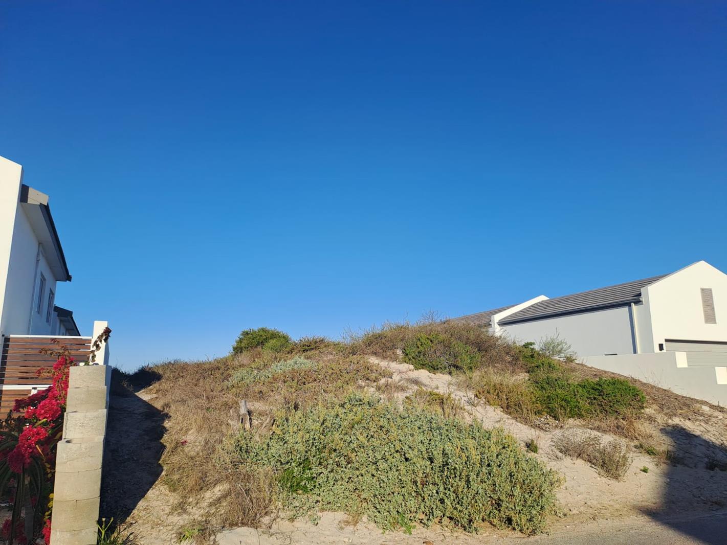 586 m² Land available in Shelley Point
