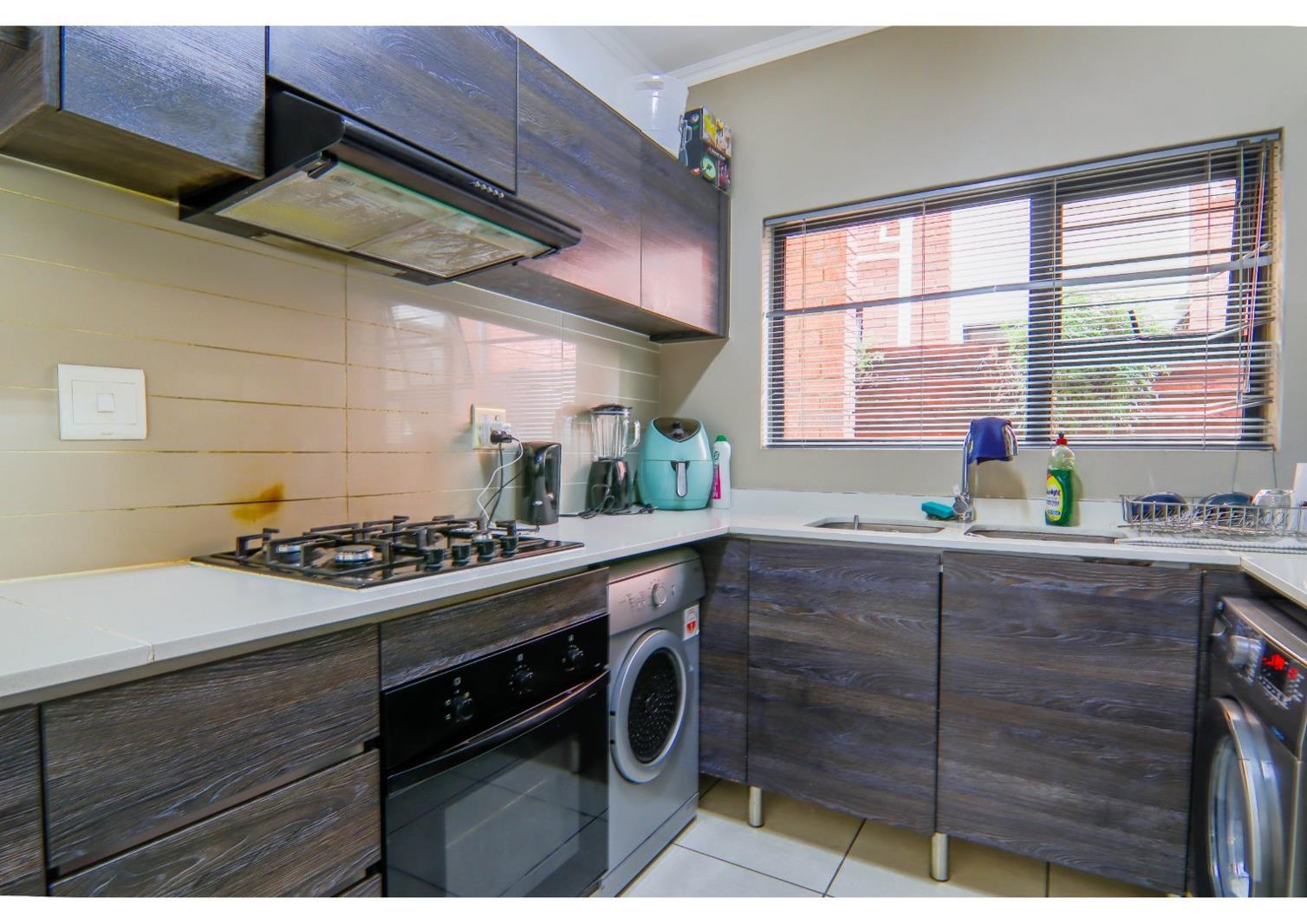 3 Bedroom Apartment in Greenstone Hill