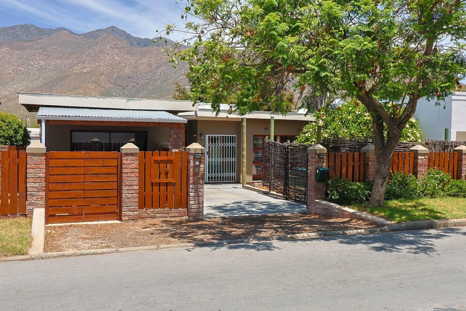 4 Bedroom House in Montagu