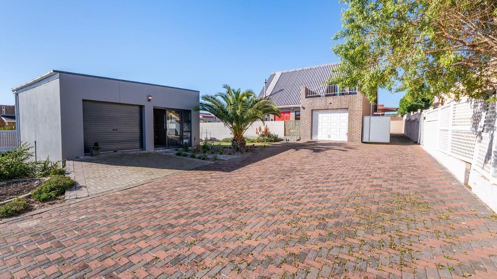 3 Bedroom House in Myburgh Park