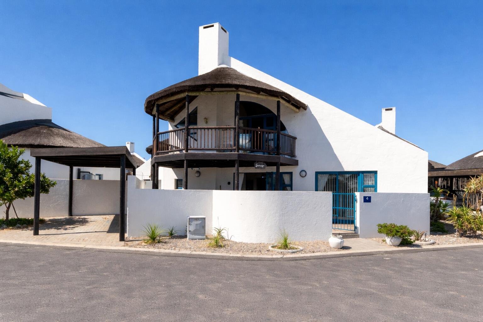 3 Bedroom Townhouse in Dwarskersbos