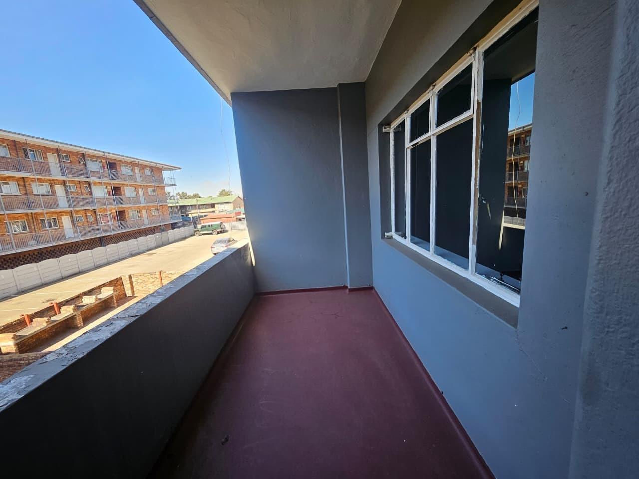 1 Bedroom Apartment in Benoni Central