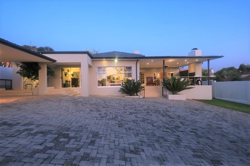 4 Bedroom House in Linden