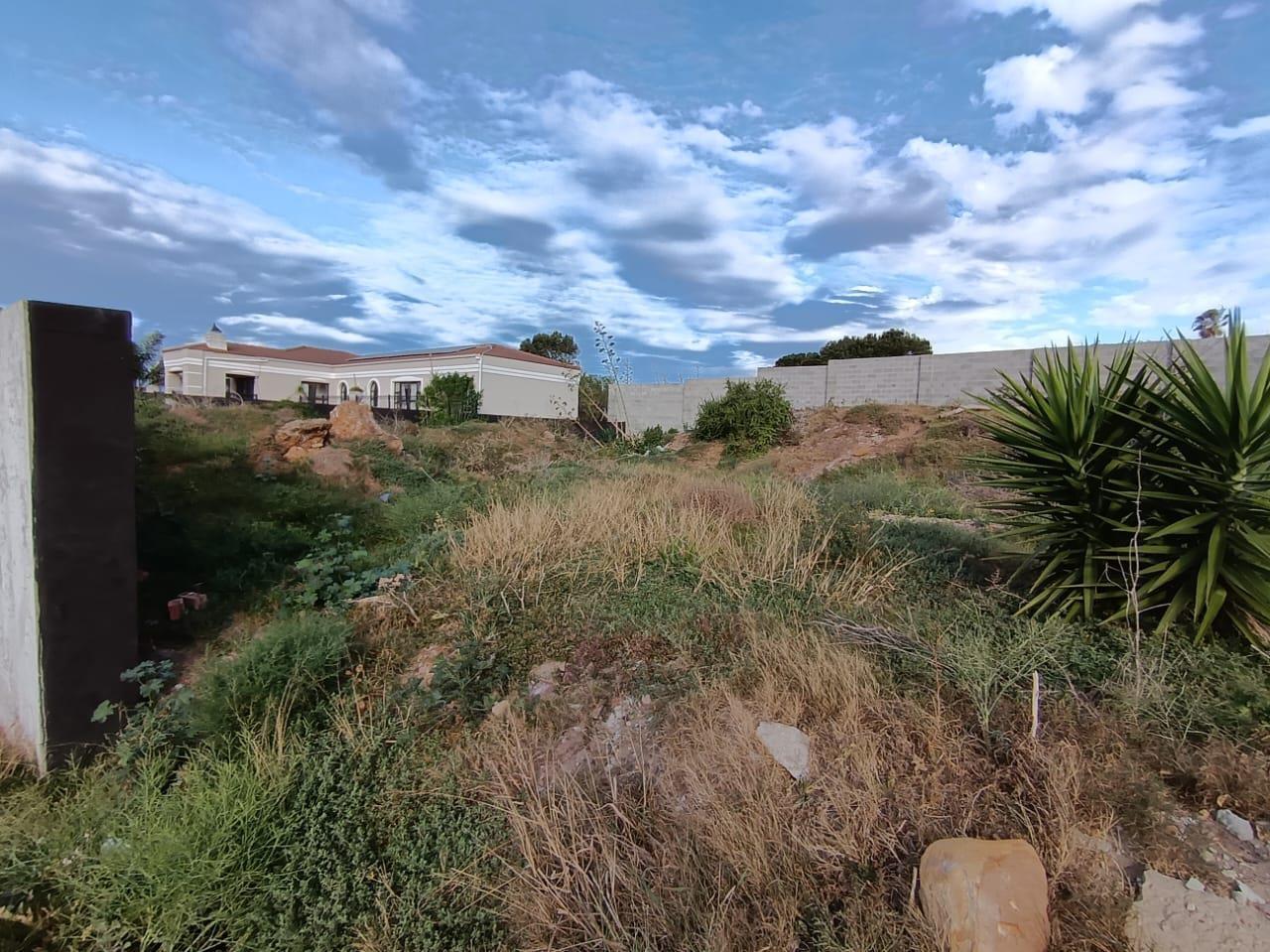 856 m² Land available in Humerail