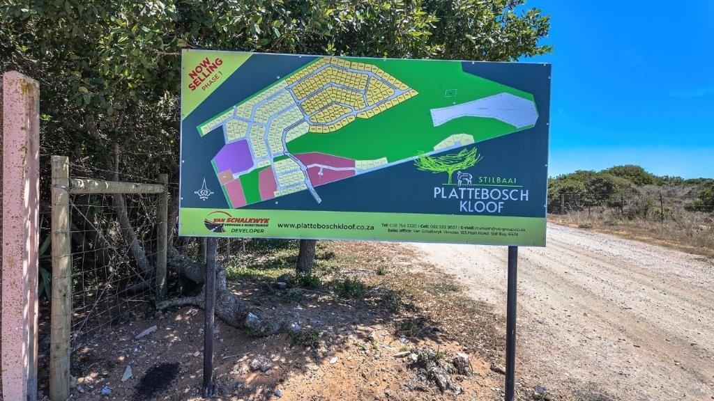 855 m² Land available in Stilbaai Wes