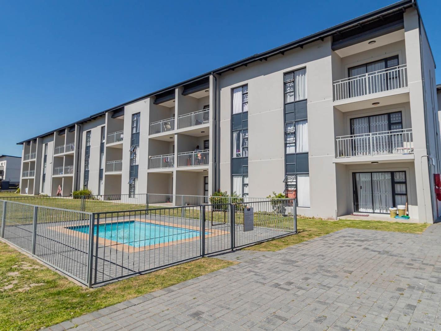 2 Bedroom Apartment in Cape Farms