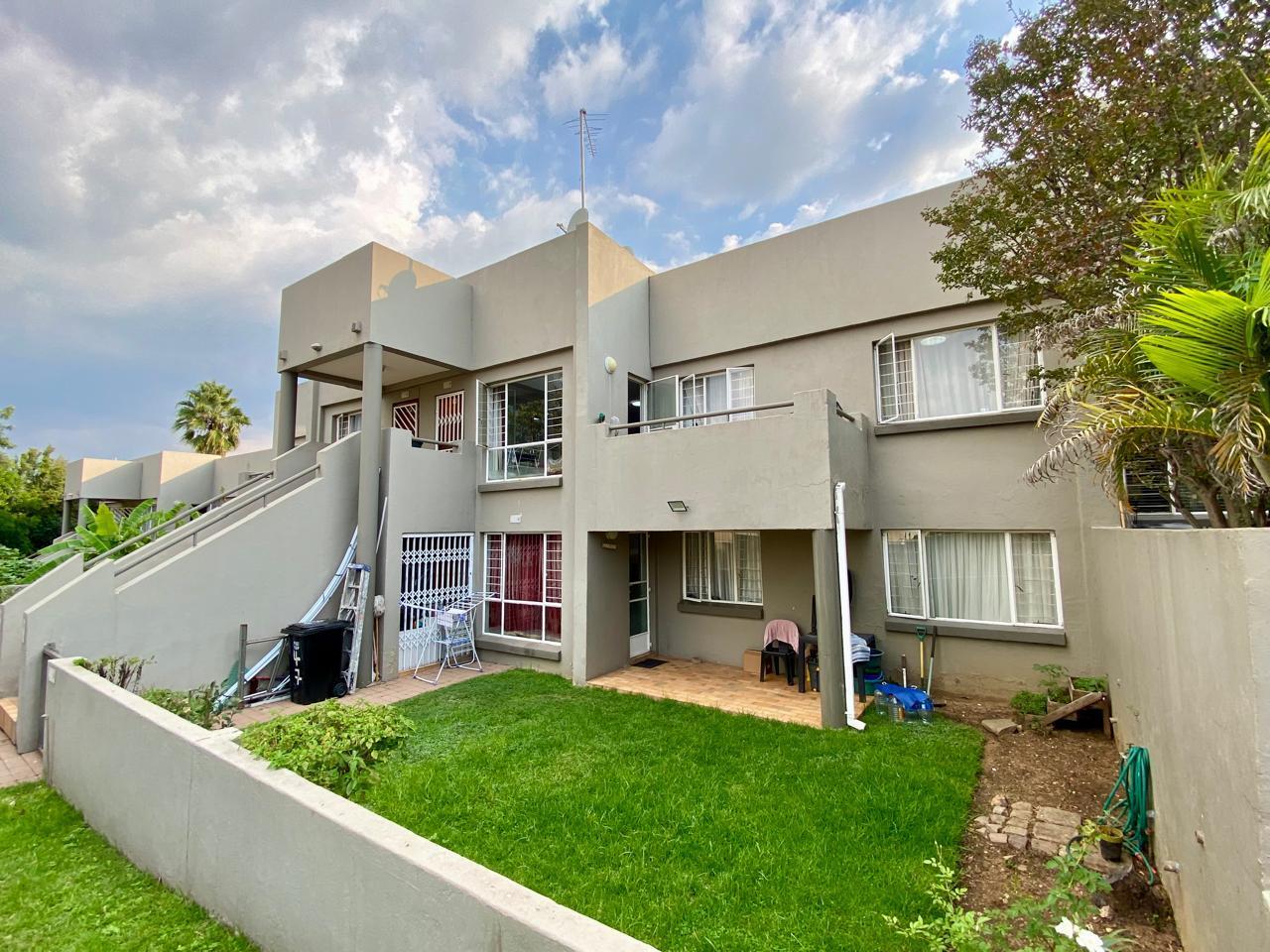 3 Bedroom Apartment in Halfway Gardens