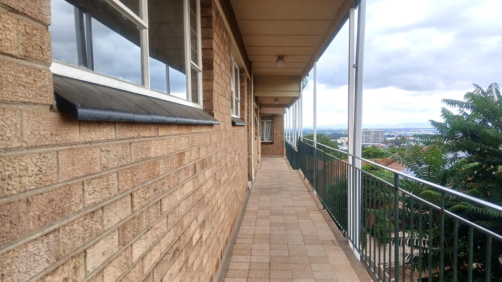 2 Bedroom Apartment in Southcrest