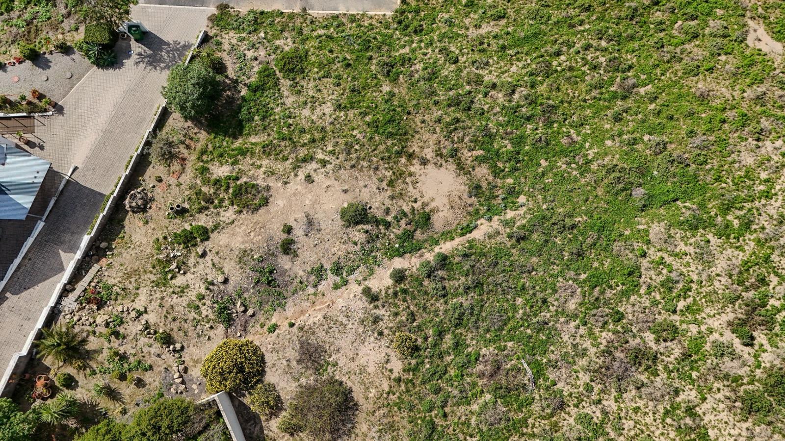 545 m² Land available in Da Gama Bay