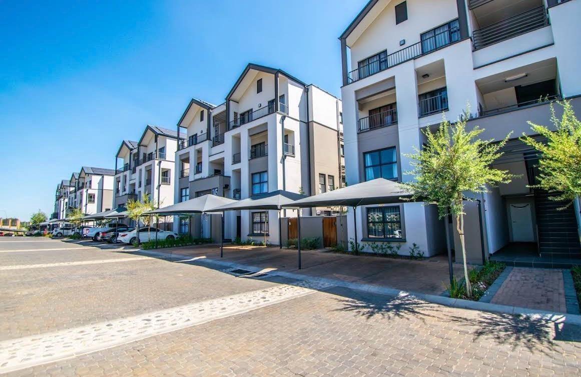1 Bedroom Apartment in Waterfall