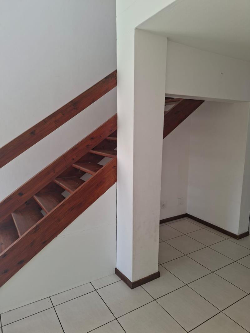 2 Bedroom Duplex in Bedford Gardens