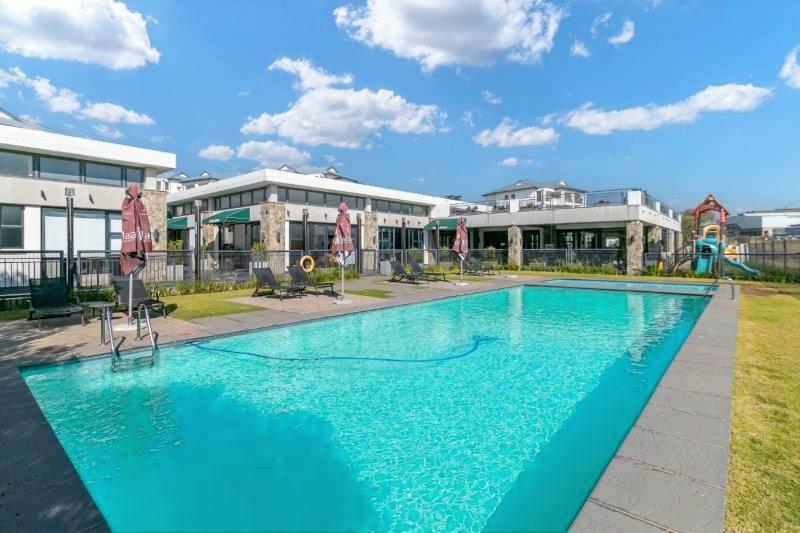 3 Bedroom Apartment in Modderfontein