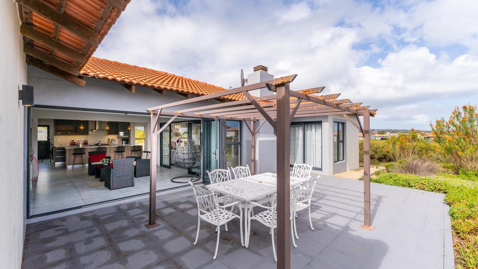 3 Bedroom House in Langebaan Country Estate