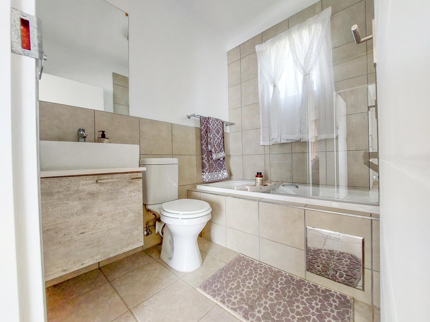 2 Bedroom Apartment in Noordwyk