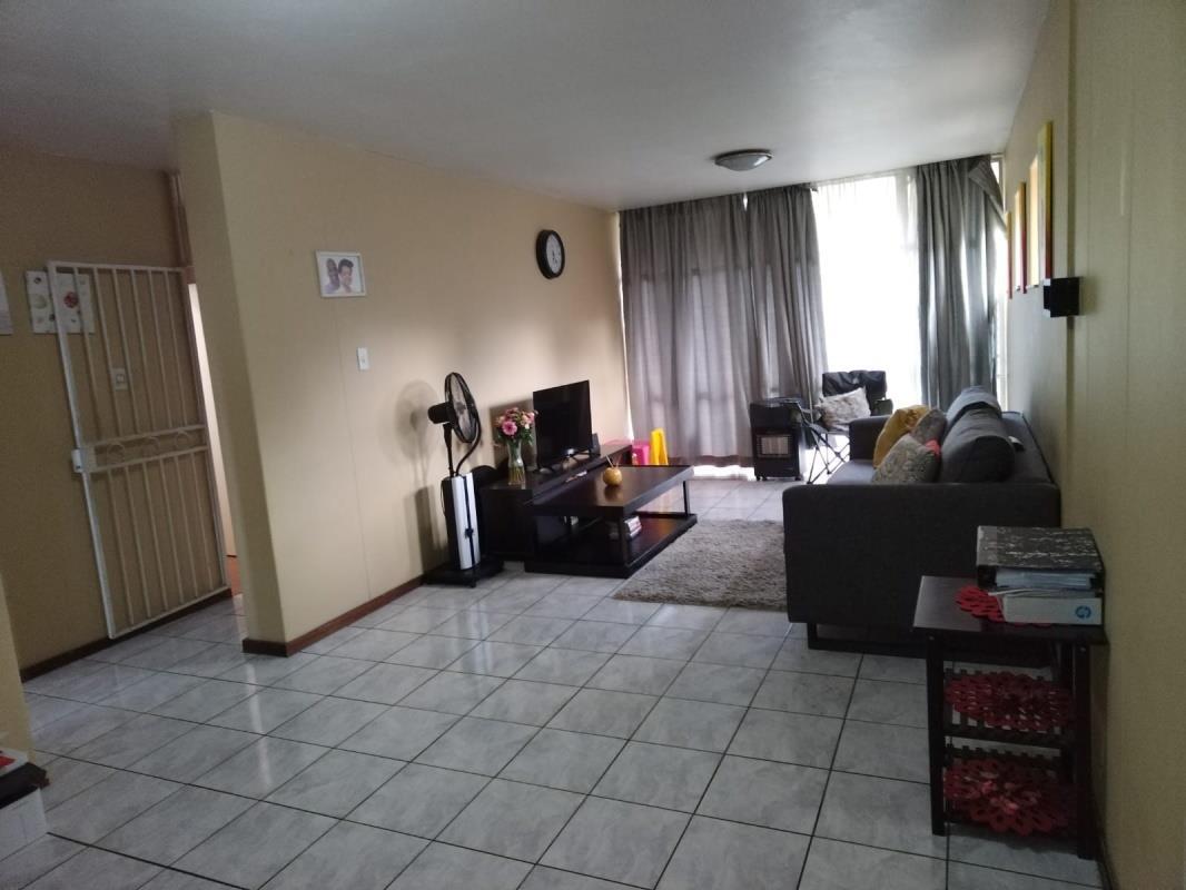 2 Bedroom Apartment in Arcadia