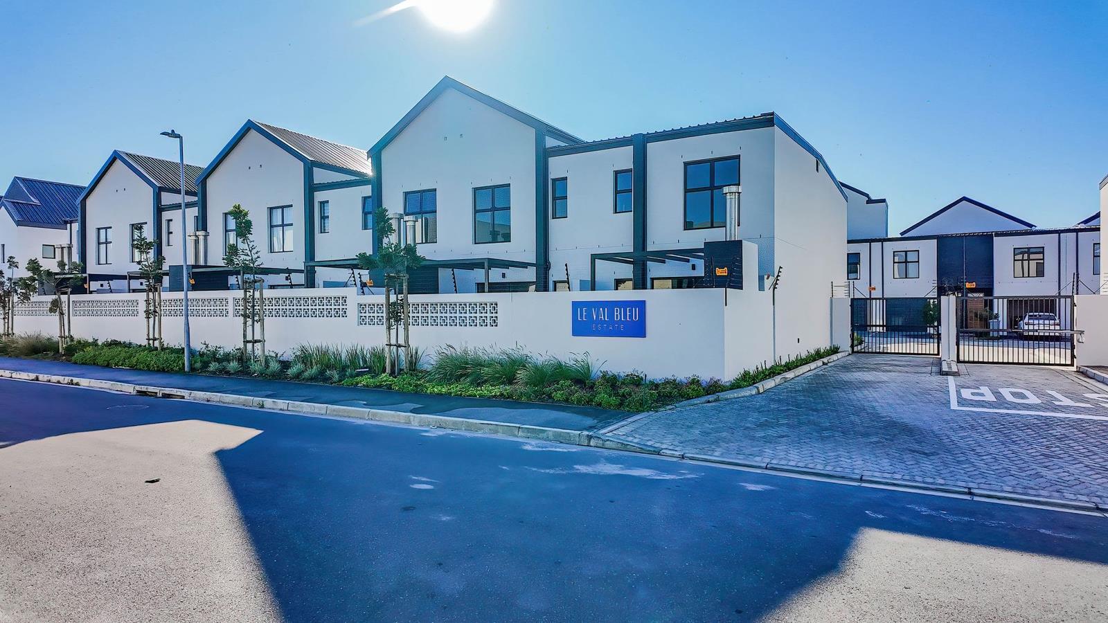 3 Bedroom Duplex in Sandown