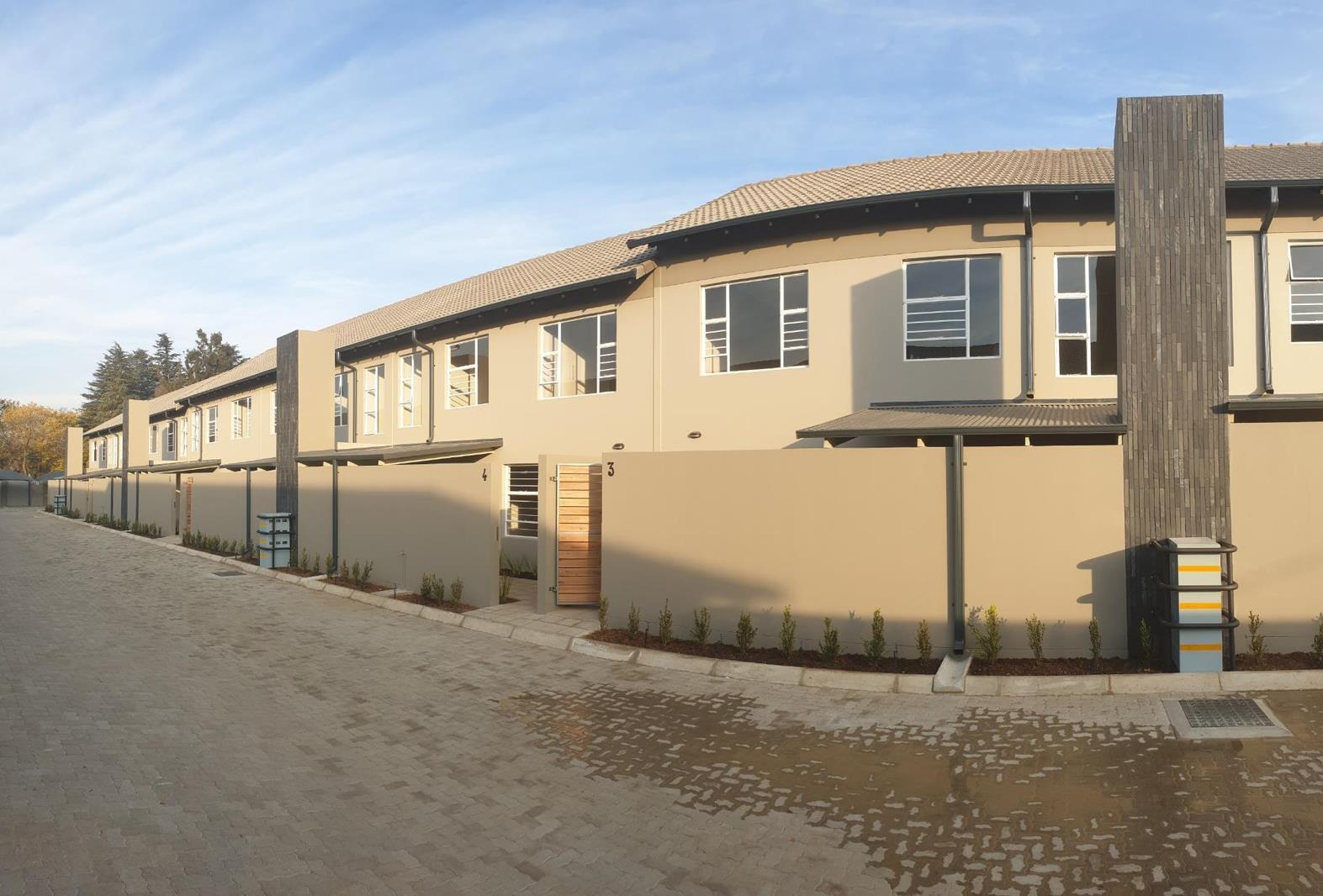 3 Bedroom Duplex in Three Rivers