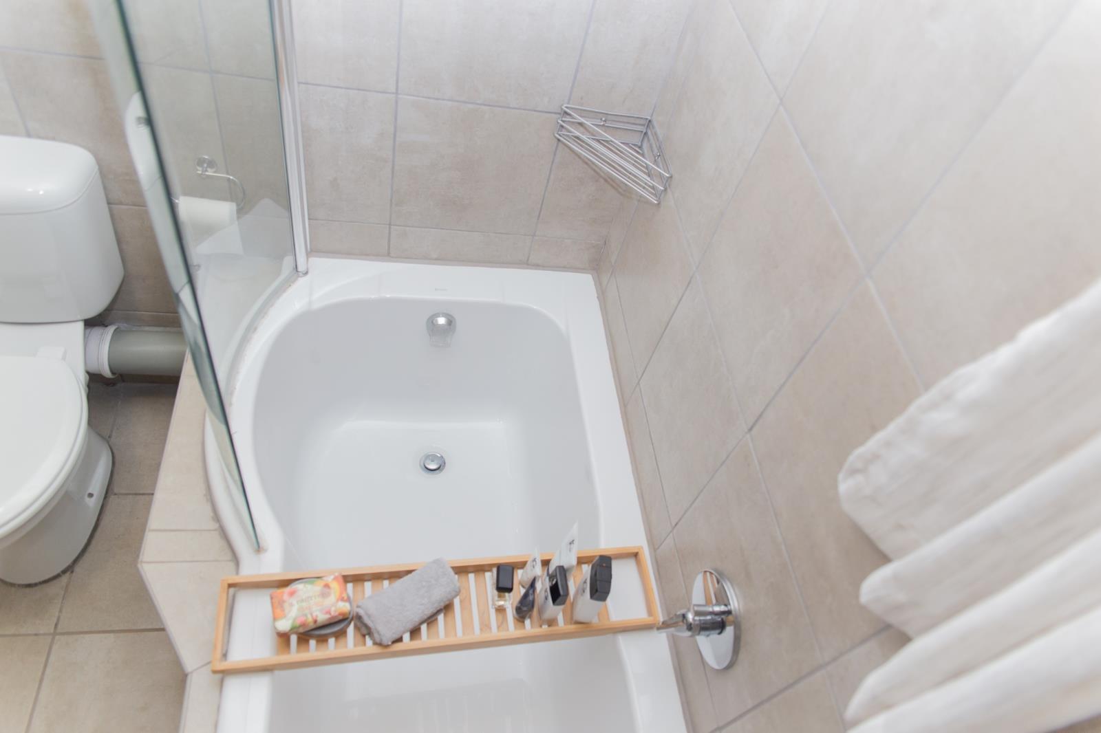 2 Bedroom Apartment in Olympus AH