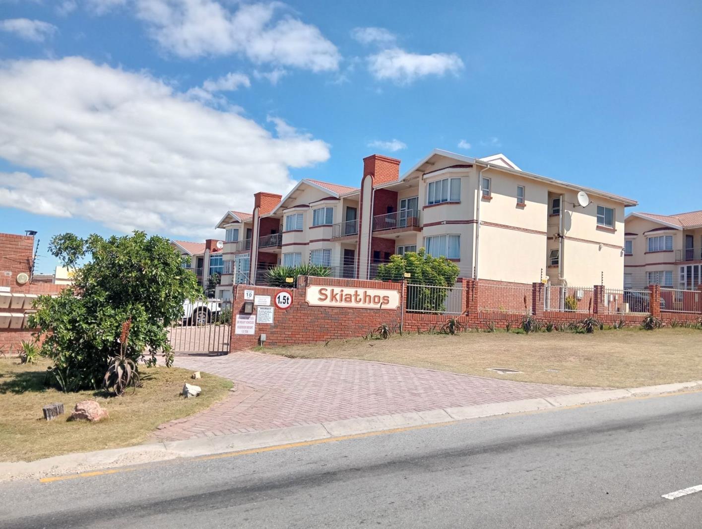3 Bedroom Apartment in Bluewater Bay