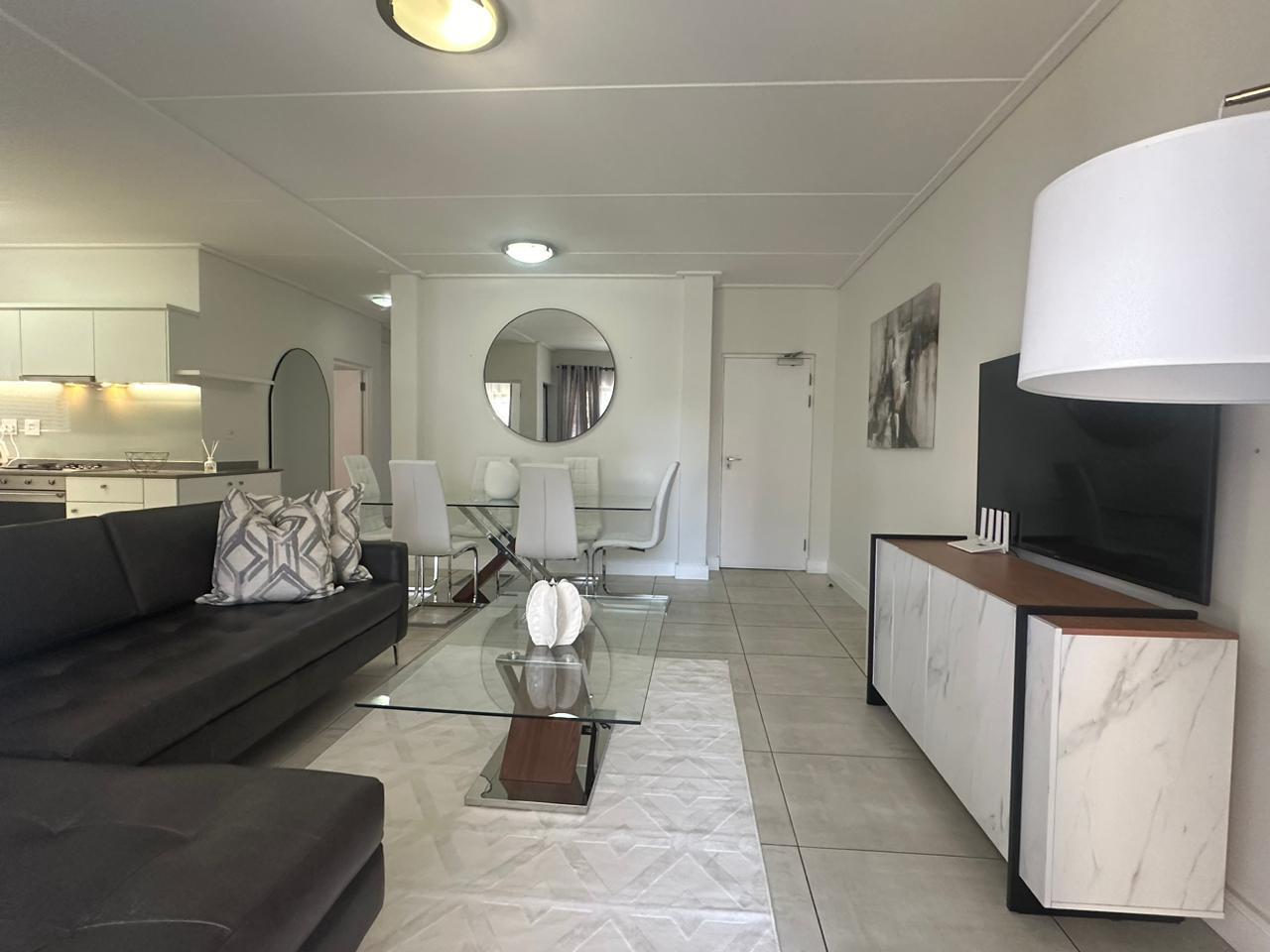 3 Bedroom Apartment in Waterfall