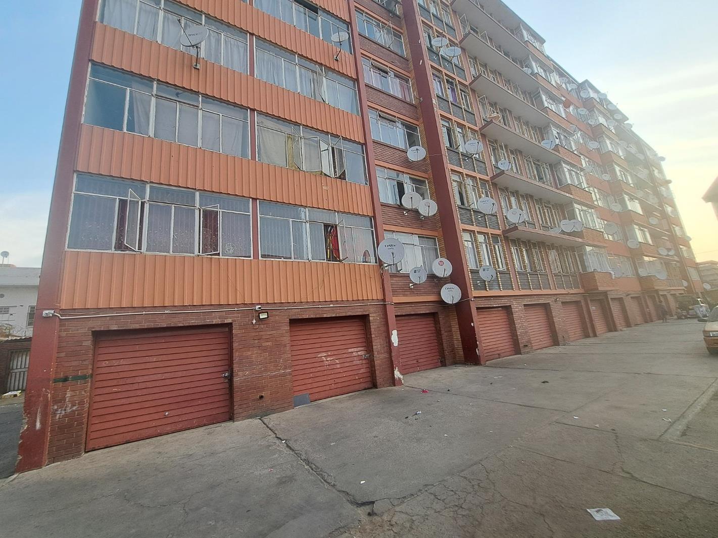 5 Bedroom Apartment in Sunnyside