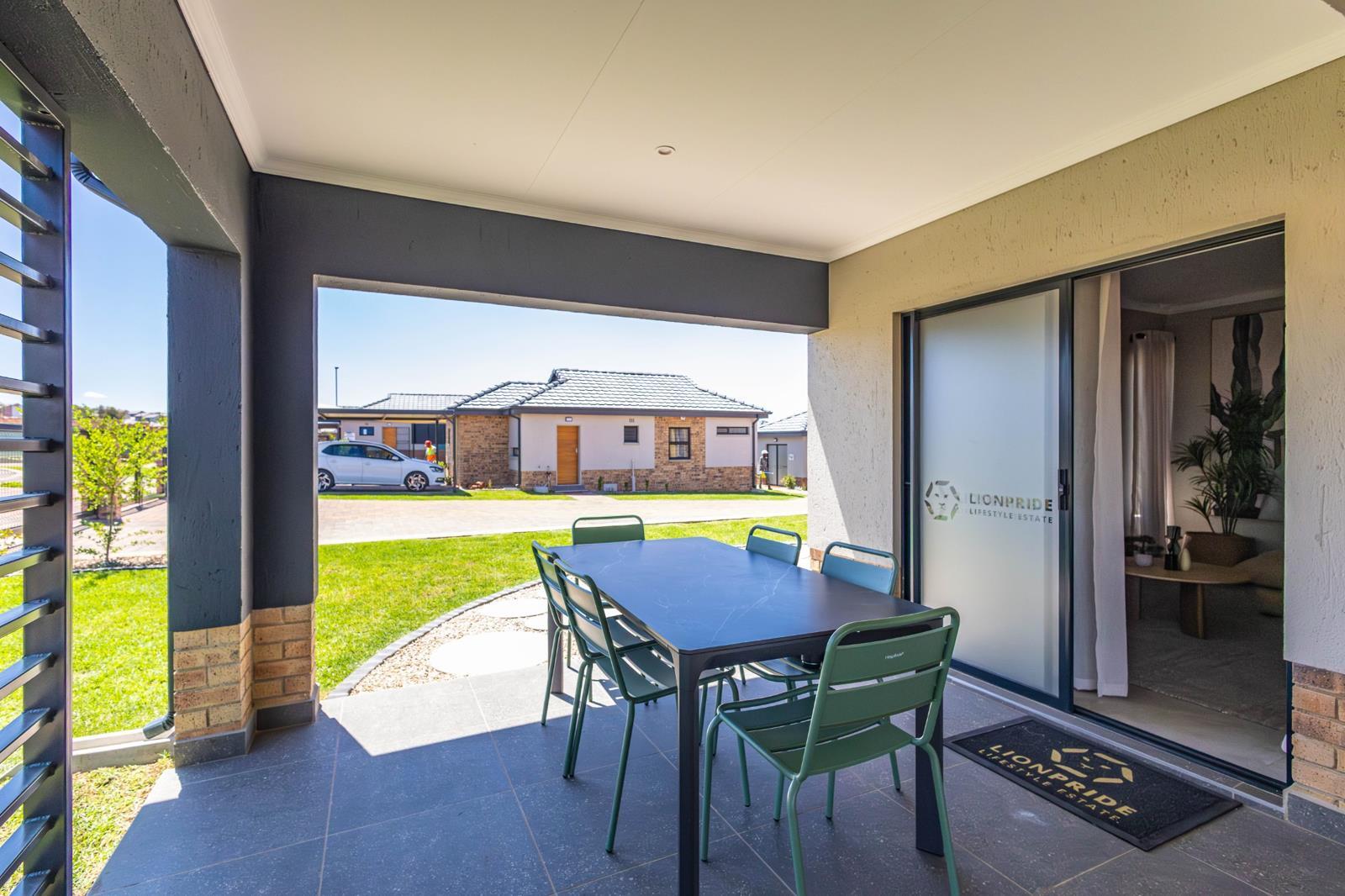 3 Bedroom House in Olivedale