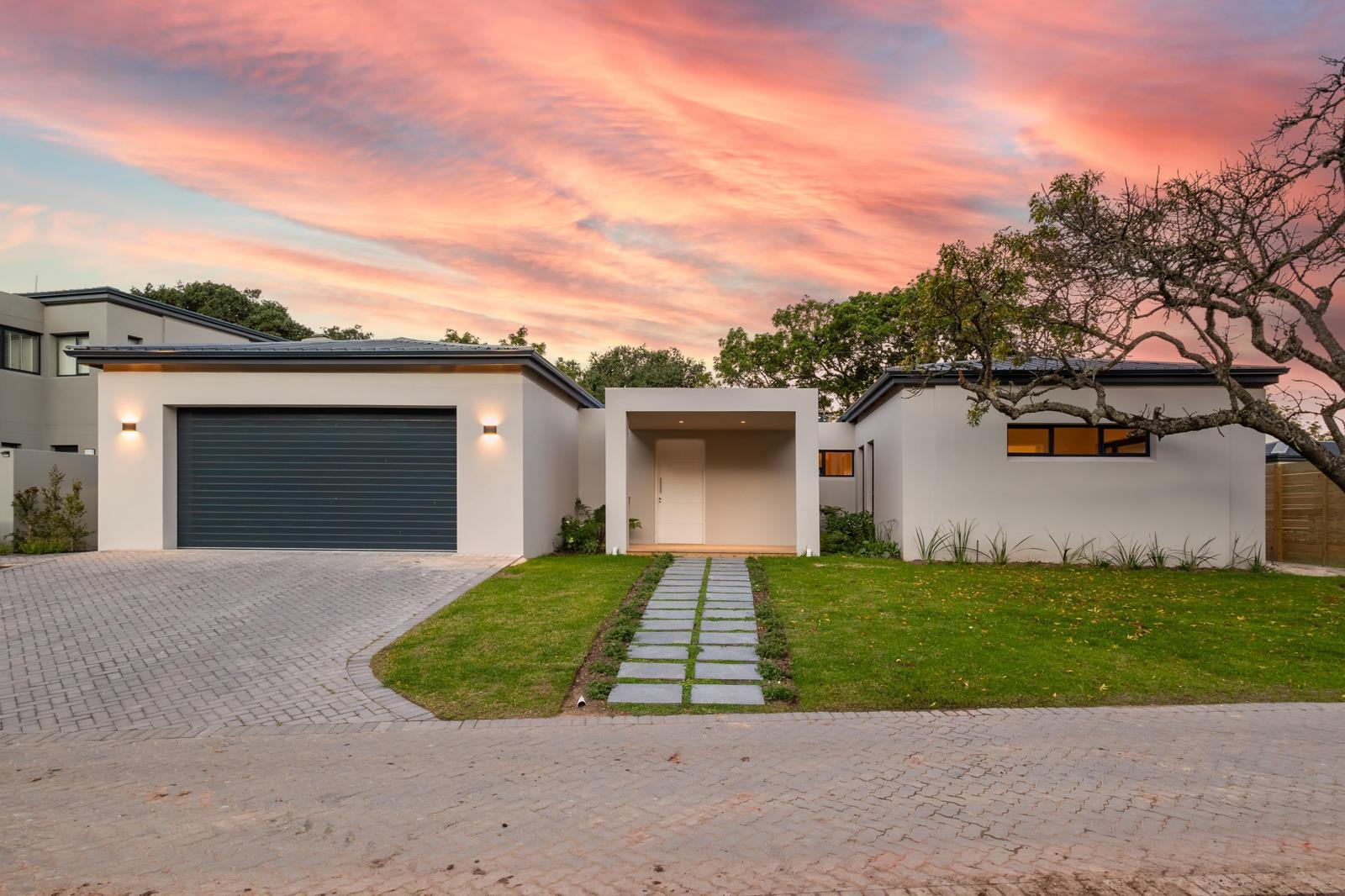 3 Bedroom House in Keurboomstrand