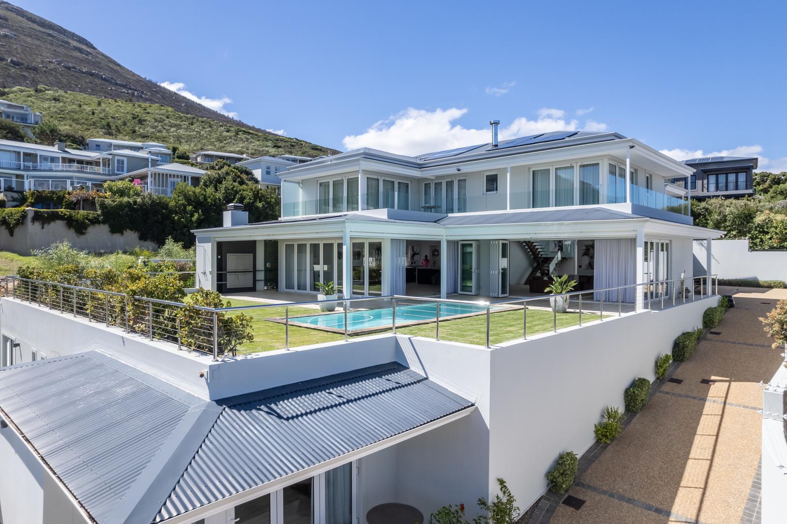 4 Bedroom House in Belvedere