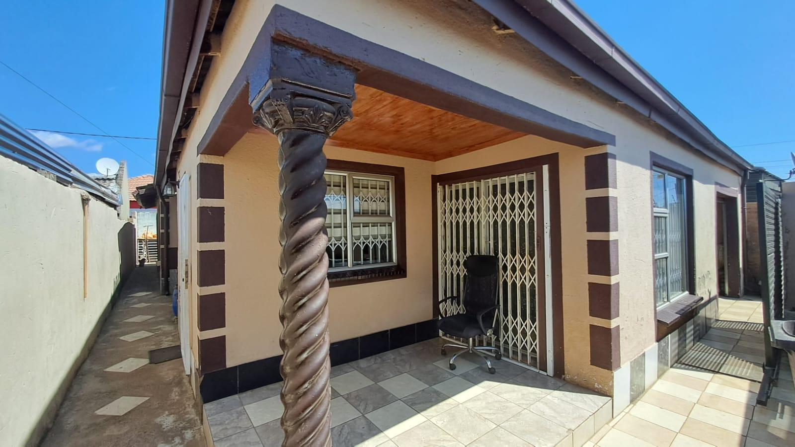 4 Bedroom House in Soweto Central