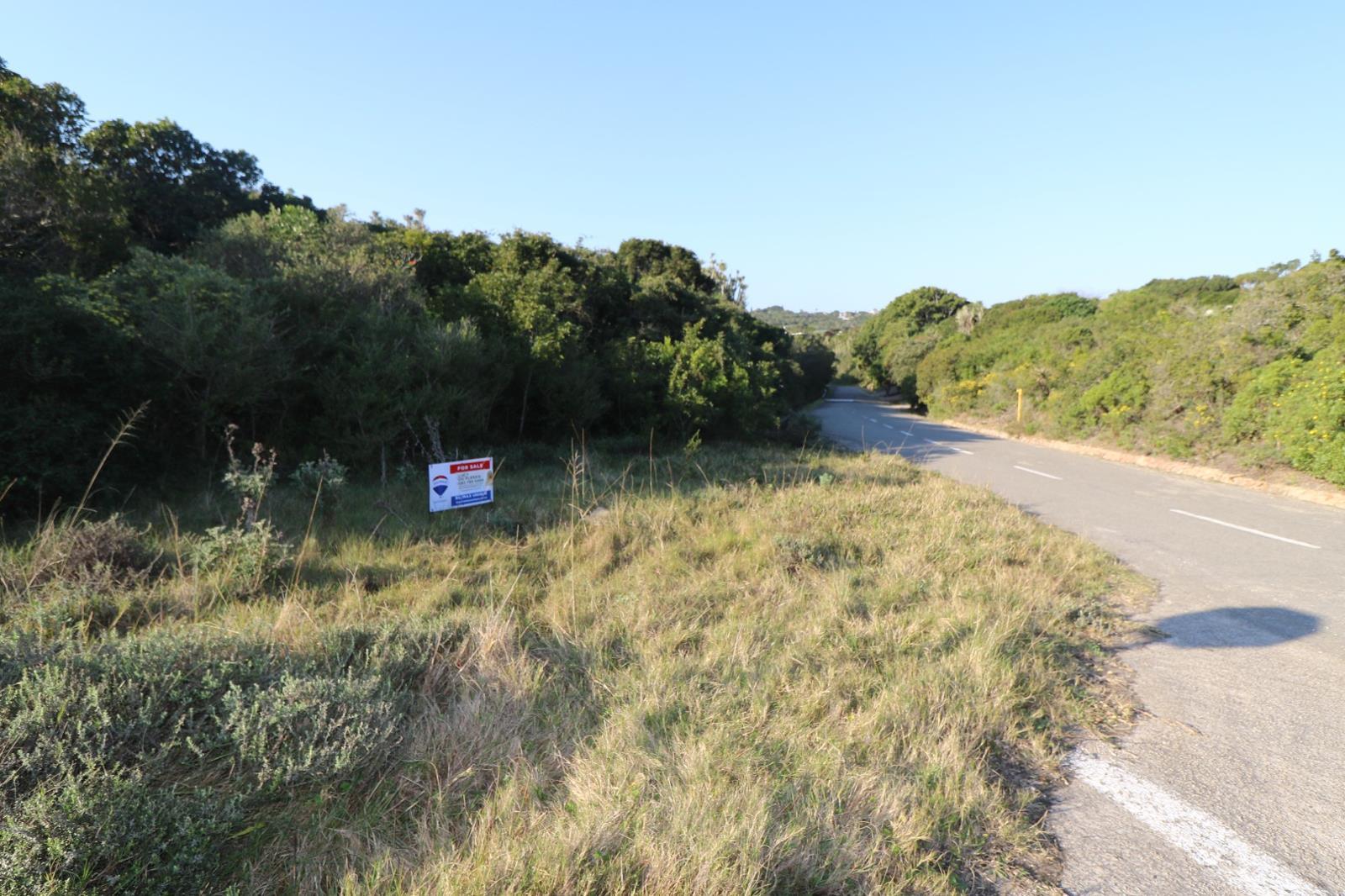 989 m² Land available in Riversbend