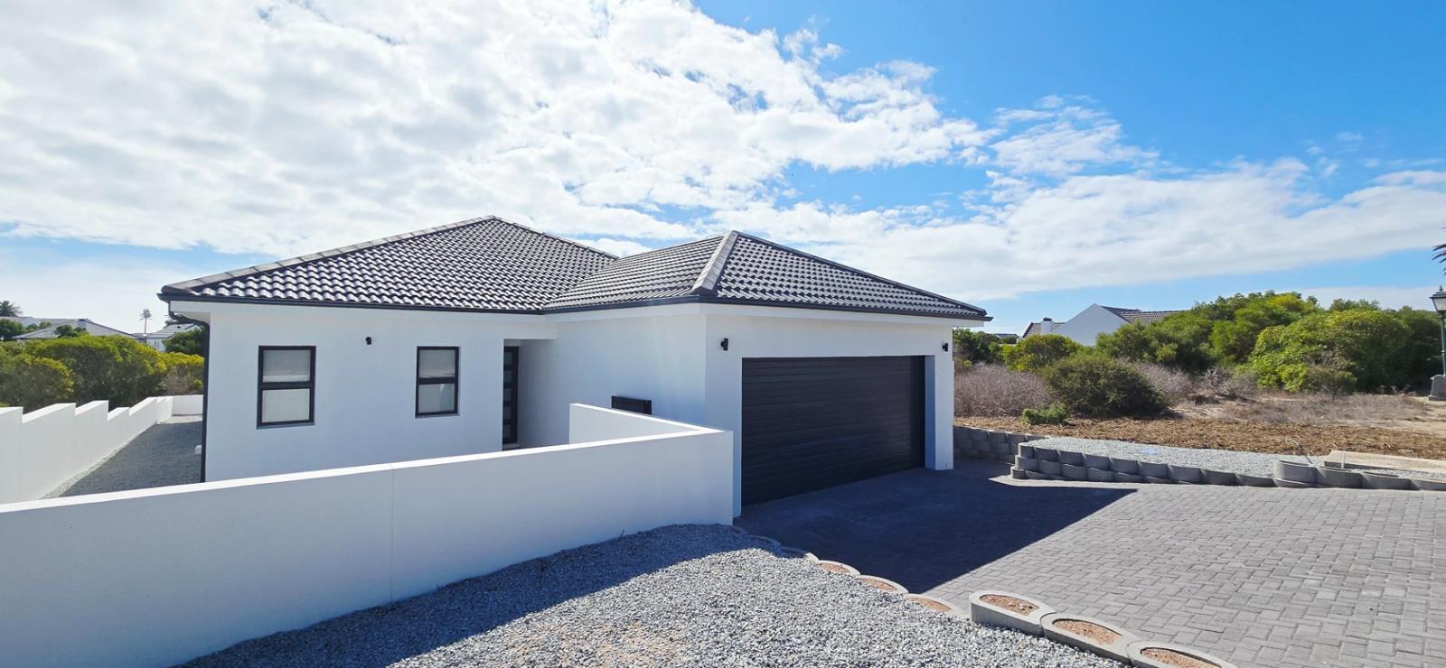 3 Bedroom House in Shelley Point