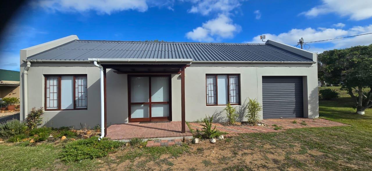 3 Bedroom House in Stilbaai Wes
