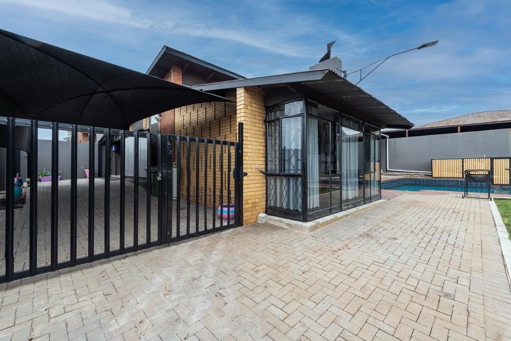 3 Bedroom House in Southcrest