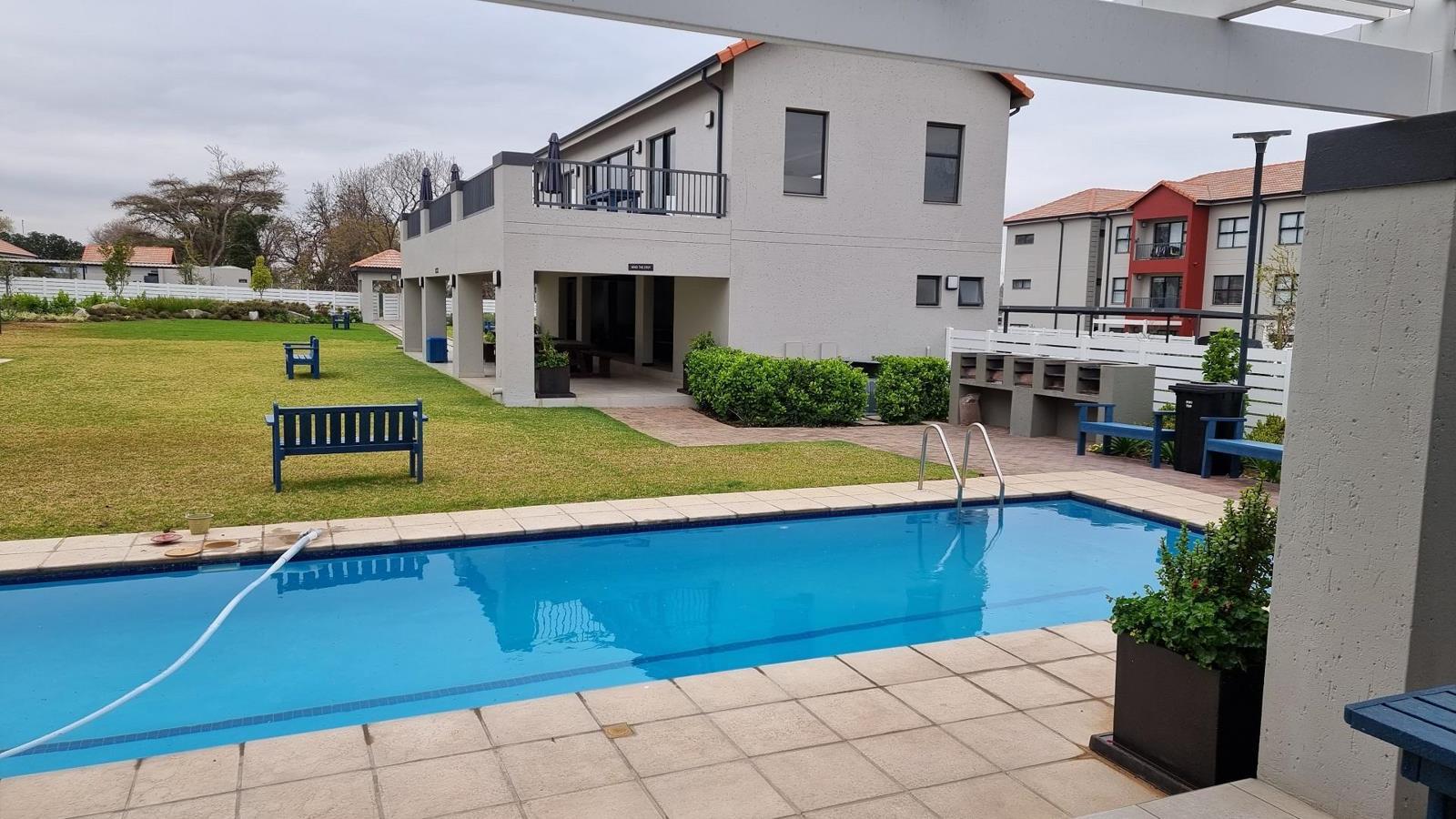 1 Bedroom Apartment in Broadacres
