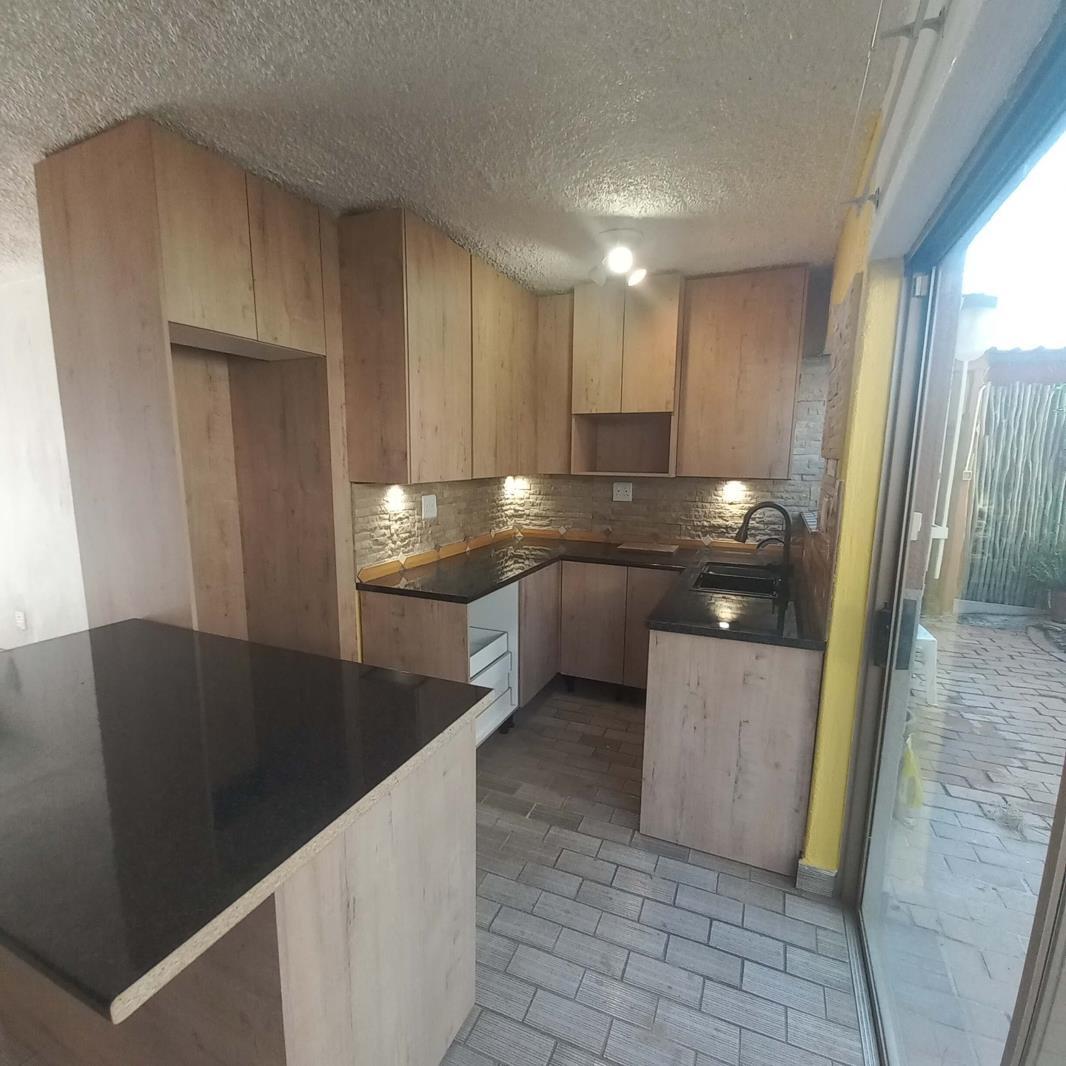 1 Bedroom Garden Cottage in Morninghill